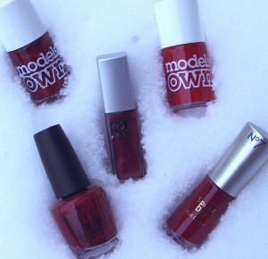 Top Holiday Nail Colours