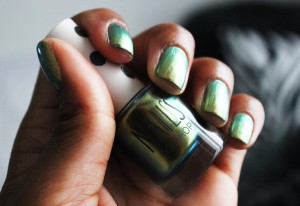 HOW TO… AT HOME MANI/PEDI