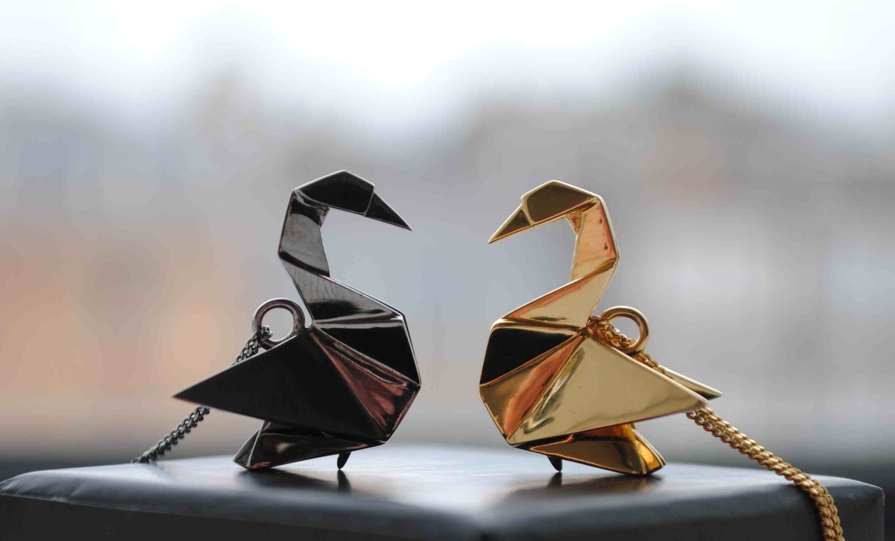 Youchka Swans Silver & Gold.s