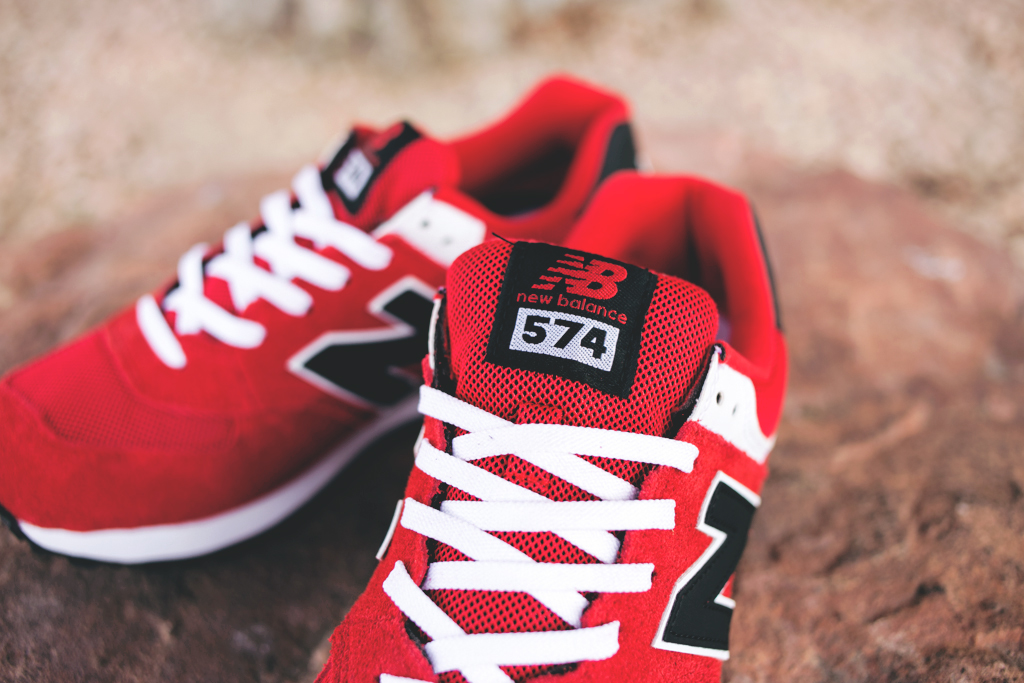 574 new balance red