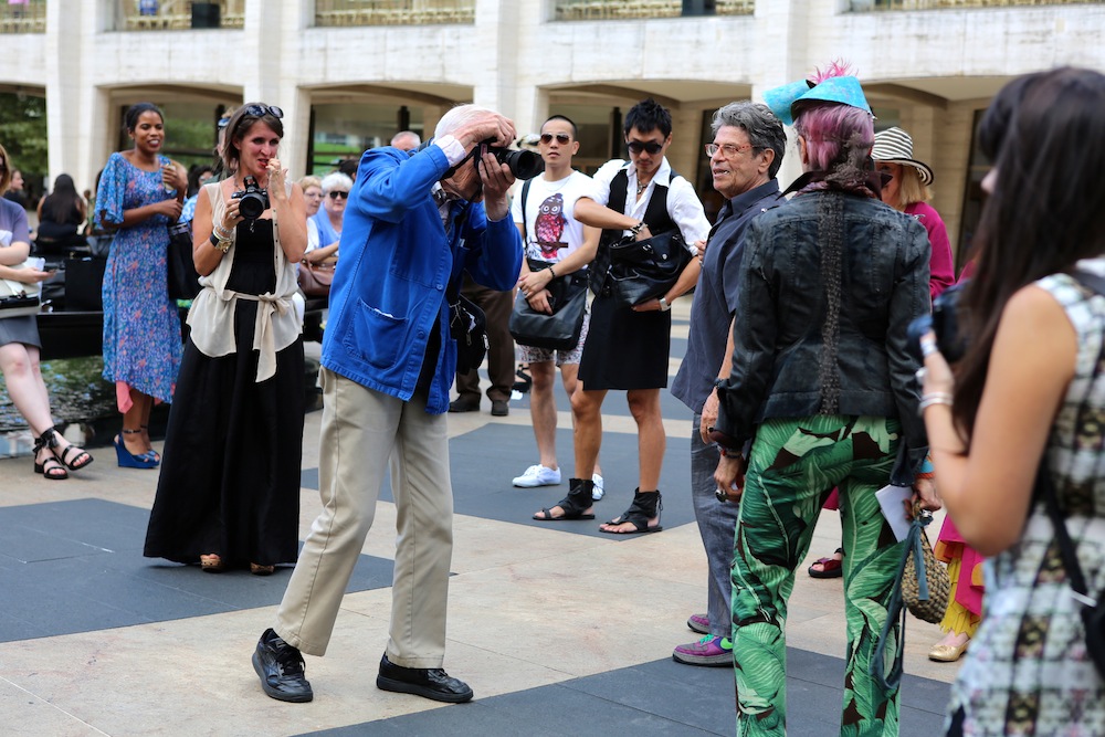 bill-cunningham-fashion-week-2012-b