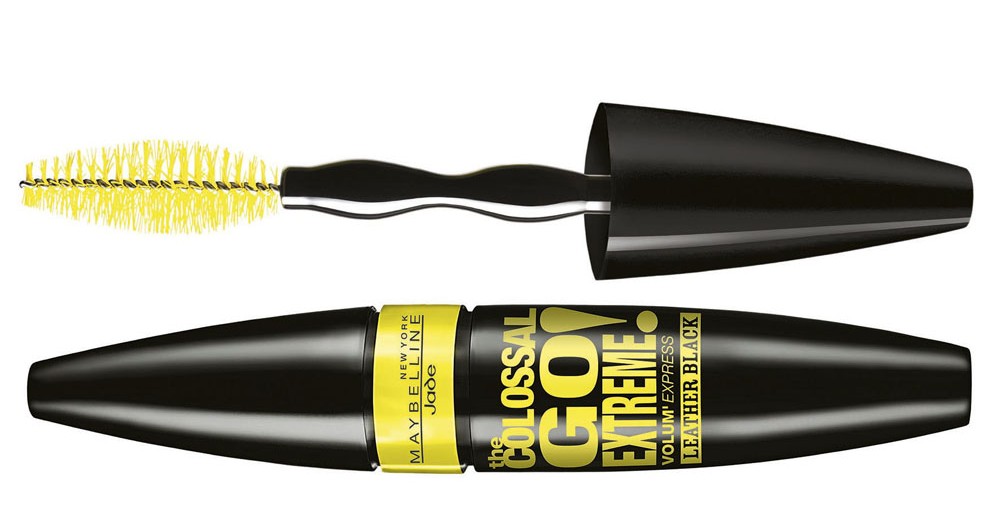 Maybelline-The-Colossal-Go-Extreme-Leather-Black-Mascara2