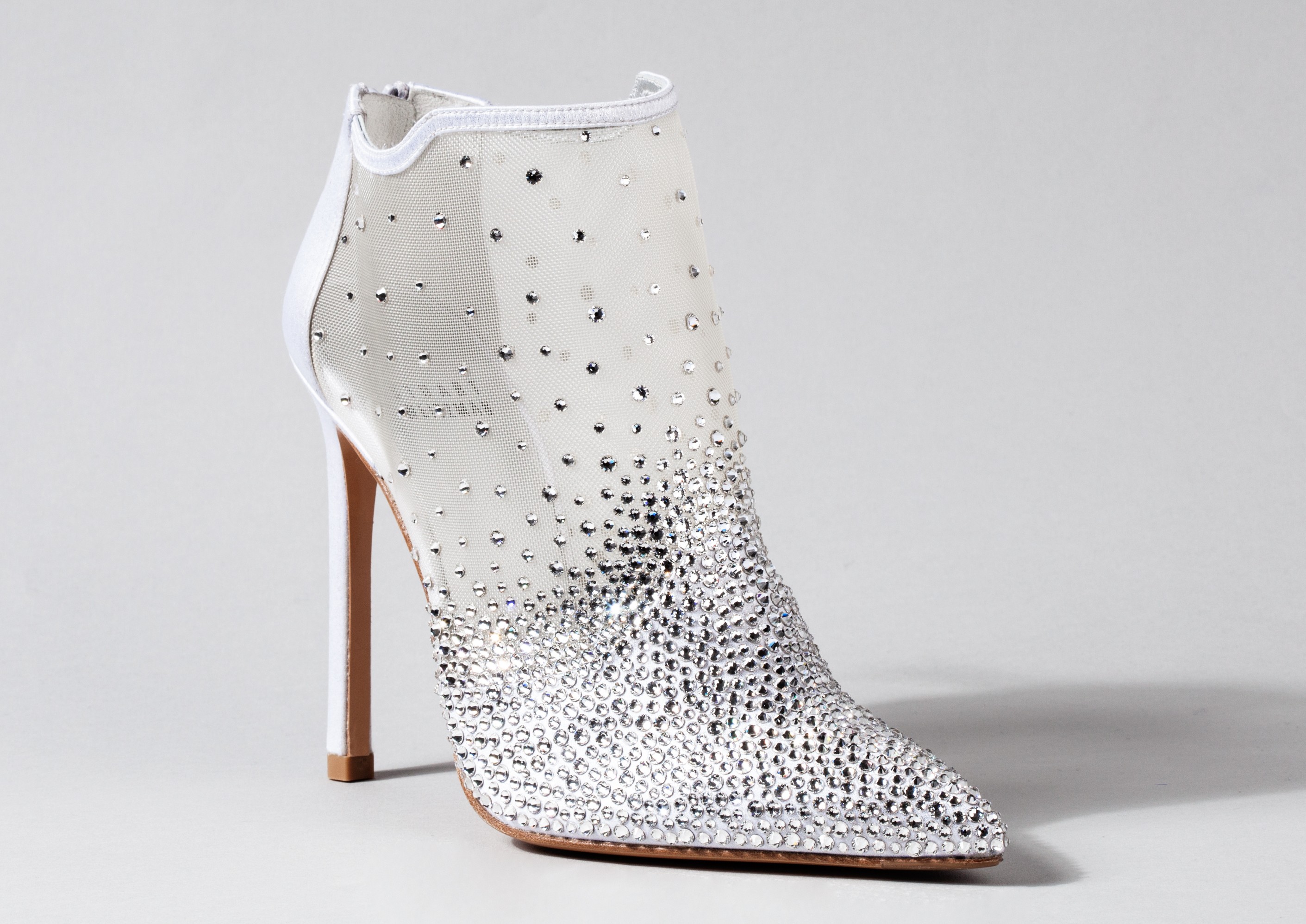 Stuart Weitzman 1