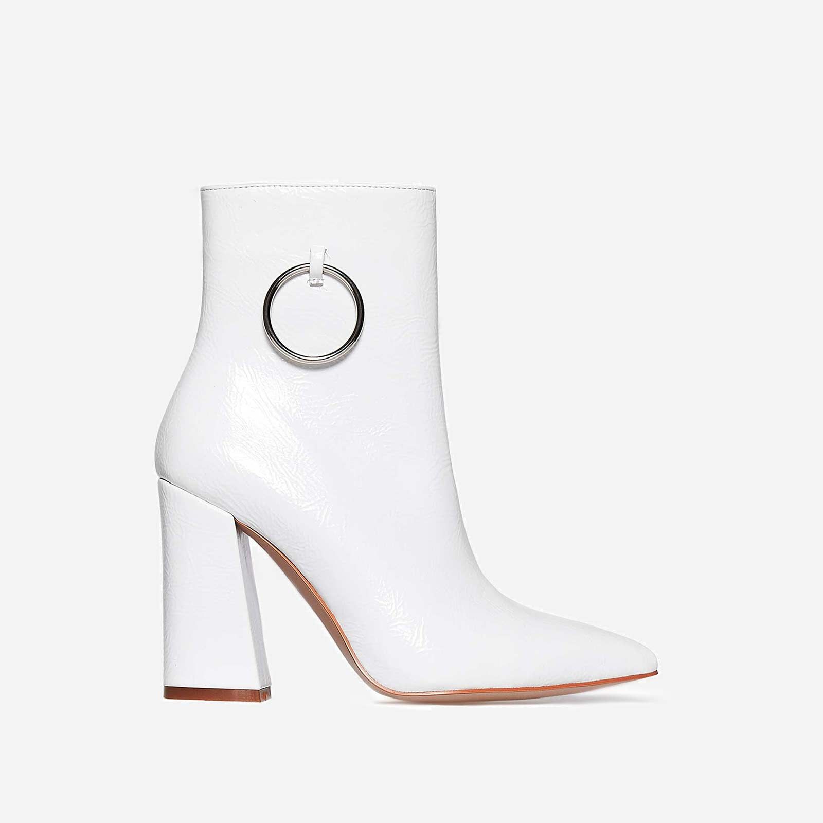 EGO WHITE ANKLE BOOTS WITH RING